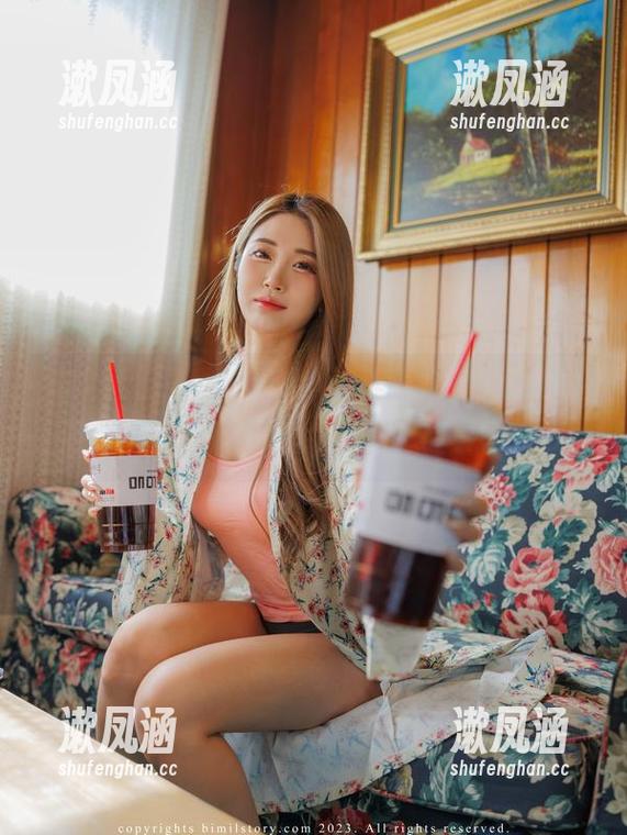 这全套图集里的Bomi(普美)，难道是个潜力股？“Bimilstory”你真会挑。