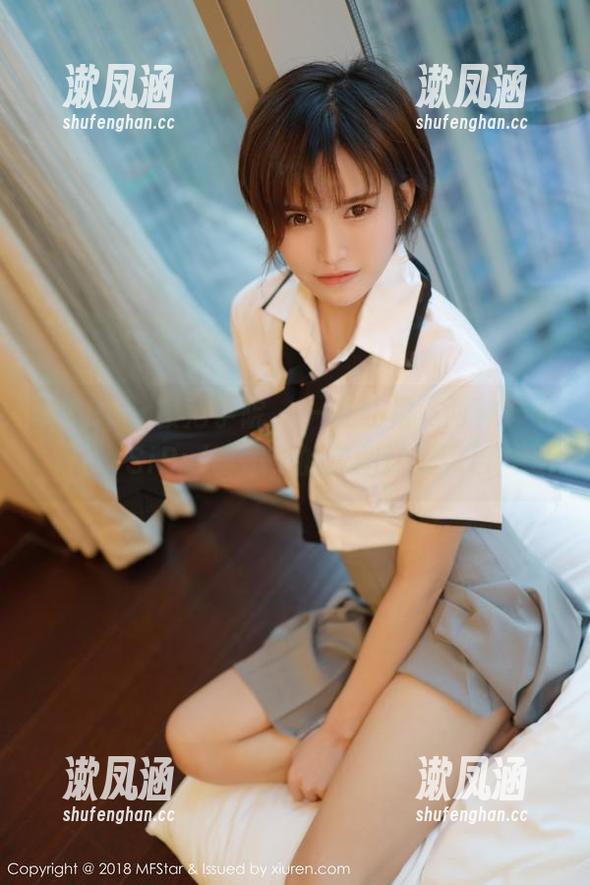 MFStar模范学院-SiByl李思宁 MFStar模范学院 - 一条红裙,两种样子:SiByl李思宁的套图让人瞩目
