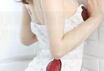 MyGirl美媛馆 – 天台的绮里嘉Carina——记得把我摄影天赋归功于楼顶的风！原图和图包随便拿！