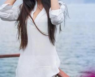 QingDouKe青豆客 – 看到王语纯穿旗袍的样子，想说这无圣光的图片也是服了她