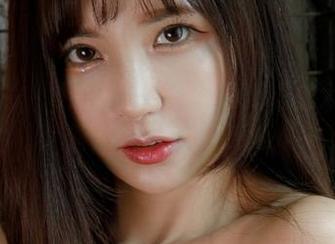Seoyool(서율)的裤里丝：共享图库里的大胆肤色，额，横跨边界的感觉