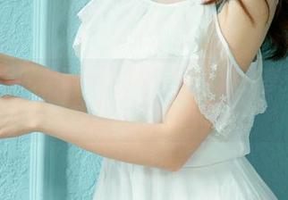 UGirls尤果网 – 周妍希写真集分享：瞧瞧谁才是真正的御姐？