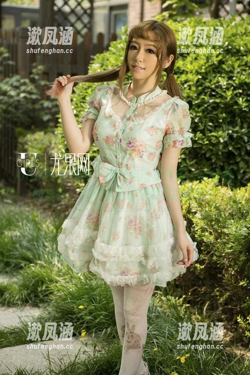 UGirls尤果网-周妍希 UGirls尤果网 - 周妍希图集更新:牛仔裤的流行,是世界罪恶还是美的冒险?