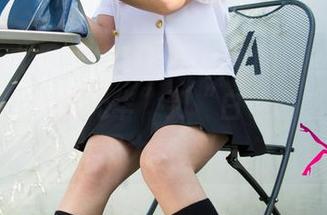 UGirls尤果网 – 看！苏糯米的白丝写真，一秒从“朴实无华”到“白色诱惑”的原图大转变！
