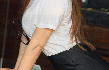 UGirls尤果网 – 你想象中的日常或许在谭晓彤的高清分享里，有些东西，总是觉得怎么没说清楚。
