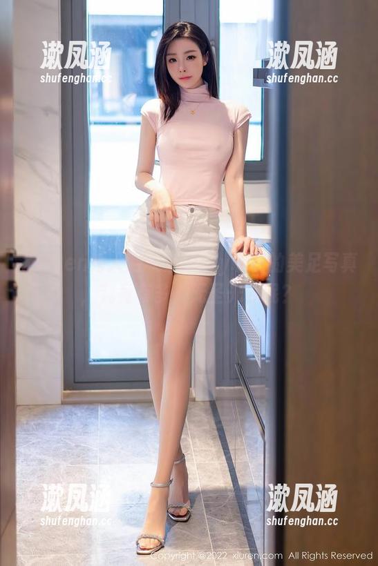 Xiuren秀人网-Lovely璐璐 Xiuren秀人网 - Lovely璐璐的美足写真,究竟有多“无圣光”呢?