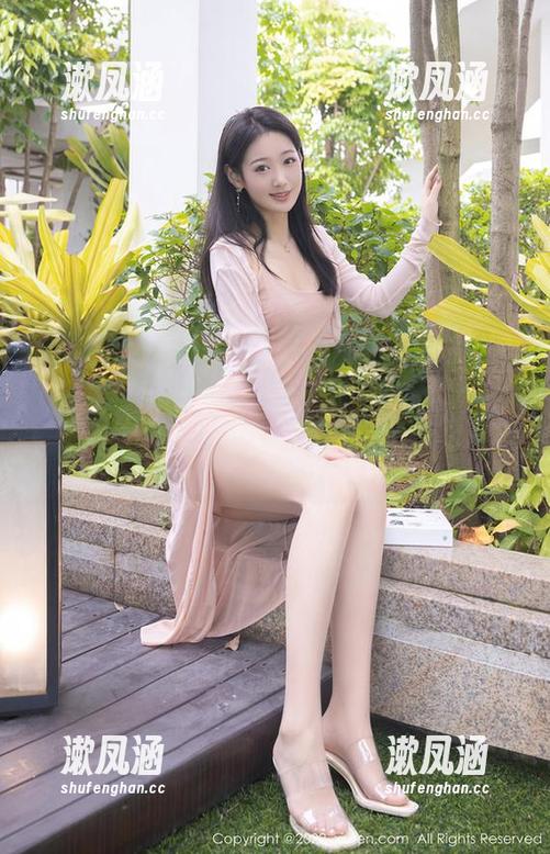 Xiuren秀人网-toro羽住 Xiuren秀人网 - 看toro羽住姐姐的图集,分享的时候我脑子里想的全是“这还能再放肆一点吗?”