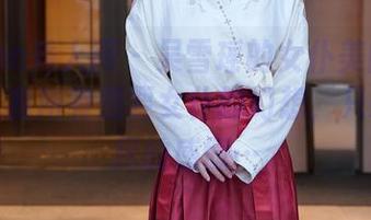 Xiuren秀人网 – 吴雪瑶的女仆美图合集满足了我所有想要女仆的幻想，只剩下无尽的感慨…