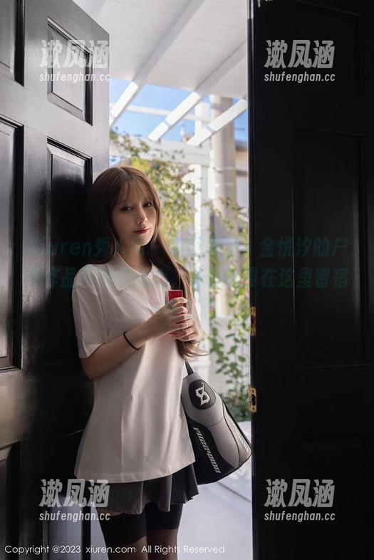 Xiuren秀人网-金悦汐 Xiuren秀人网 - 这图库里,金悦汐的户外作品不断戳我心,恐怕我要在这里留宿一晚上了。