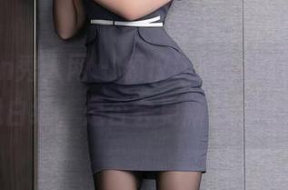 Xiuren秀人网 – 颖仪baby的美图清纯得像白纸，是否会更新成彩色的？