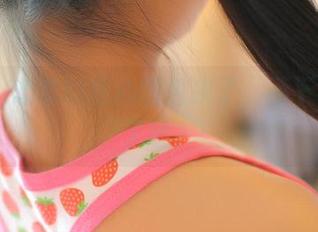 rosi – 恋恋的甜心图包来了，不下载就亏了哦？