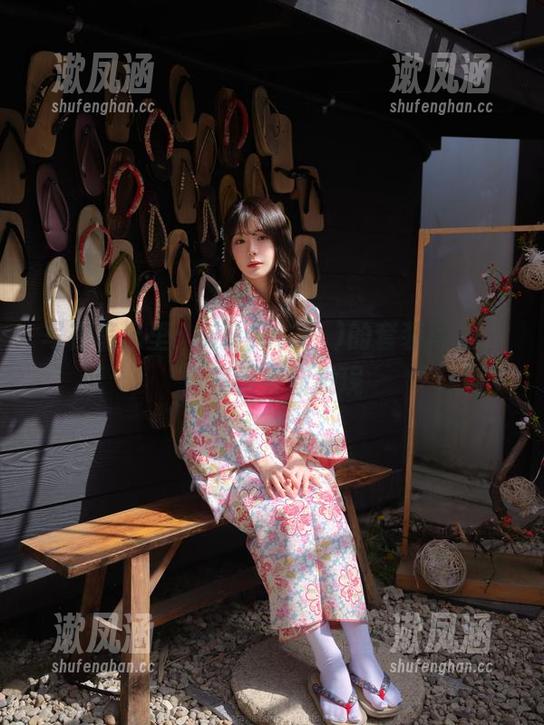 写在笔记里：wuyo(우요)的套装写真，合集里有新发现