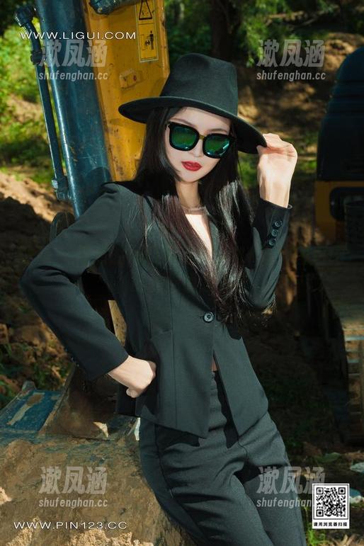 丽柜-AMY 丽柜 - 花点时间盯着这套AMY婚纱图包吧,资源你说了算!