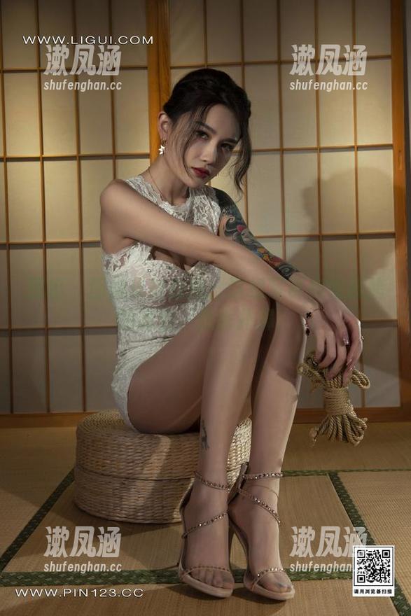 丽柜-柒柒 丽柜 - 厨娘柒柒在线:这组写真宛如我烤的面包,焦香扑鼻!