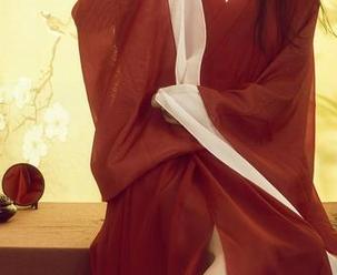 丽柜 – 潘潘带来的豹纹原图，让我突然想起了那部经典电影里的女主角。