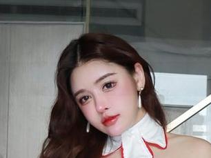 微密圈 – 一点水花都不放过，于芷晴泳池原图，下载一键解决