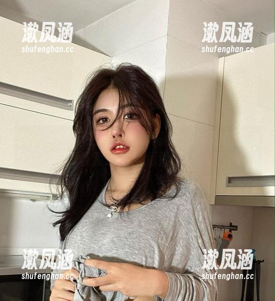 微密圈 - 于芷晴的私房写真：小恶魔的气氛我已完全猜透了！