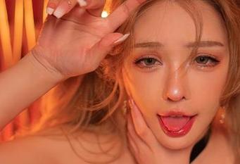 微密圈 – 嘿！于芷晴的日常更新又来了，咖啡的香味似乎飘到了我这边呢！