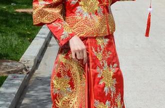 初夏女神 – 依依的复古街头图集：更新，仿佛历史在捉迷藏