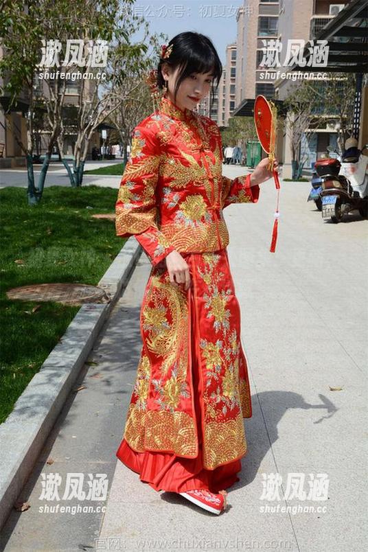 初夏女神-依依 初夏女神 - 依依的复古街头图集:更新,仿佛历史在捉迷藏