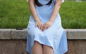 初夏女神 – 双双的私拍：雪松JK套，这波走心不走肾吧？