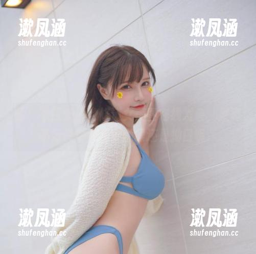 千夜未来 看!千夜未来的修道女美图在线发售,果真不好说这图是要顺眼还是拗口呢。