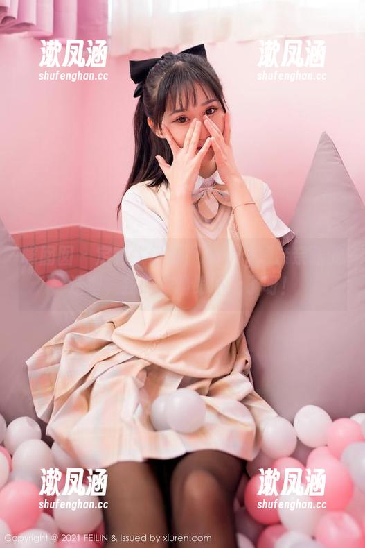 嗲囡囡-Emily顾奈奈酱 嗲囡囡 - 定制牛仔裤,Emily顾奈奈酱的造型,我的眼睛跟不上了呀!