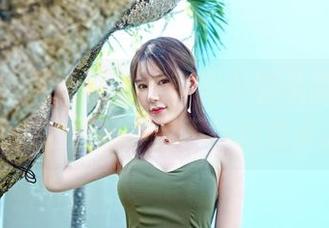 嗲囡囡 – 瞧瞧SiByl李思宁的私房，豹纹让人联想起不行不行的夏天。