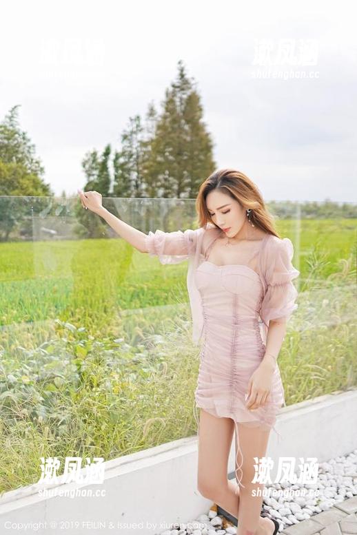 嗲囡囡-模特YOYO 嗲囡囡 - 模特YOYO美脚,专治不想看的病!看完后求别让我出门啊!