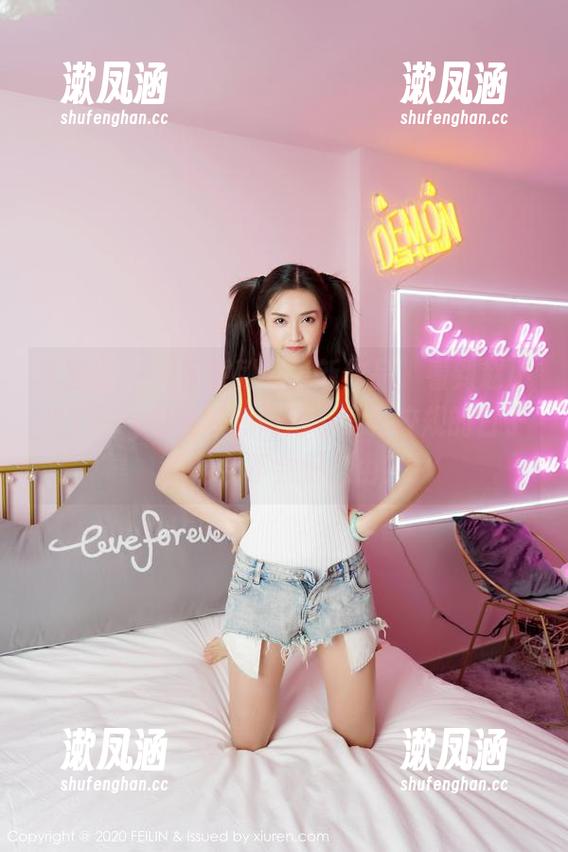 嗲囡囡-赵小米Kitty 嗲囡囡 - 制服系列的最新作品,看到赵小米Kitty我竟然想问她…没有校规的日子里她会不会很自由?