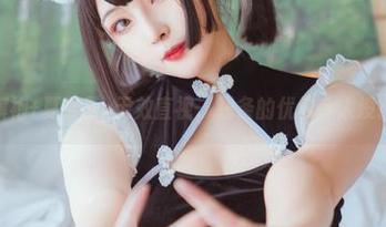 旗袍+夏夏子=无效直视，线条的优雅令人没辙