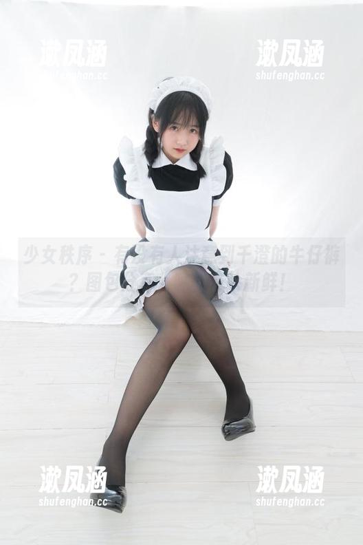 少女秩序-千澄 少女秩序 - 有没有人注意到千澄的牛仔裤?图包分享,瞅瞅有啥新鲜!
