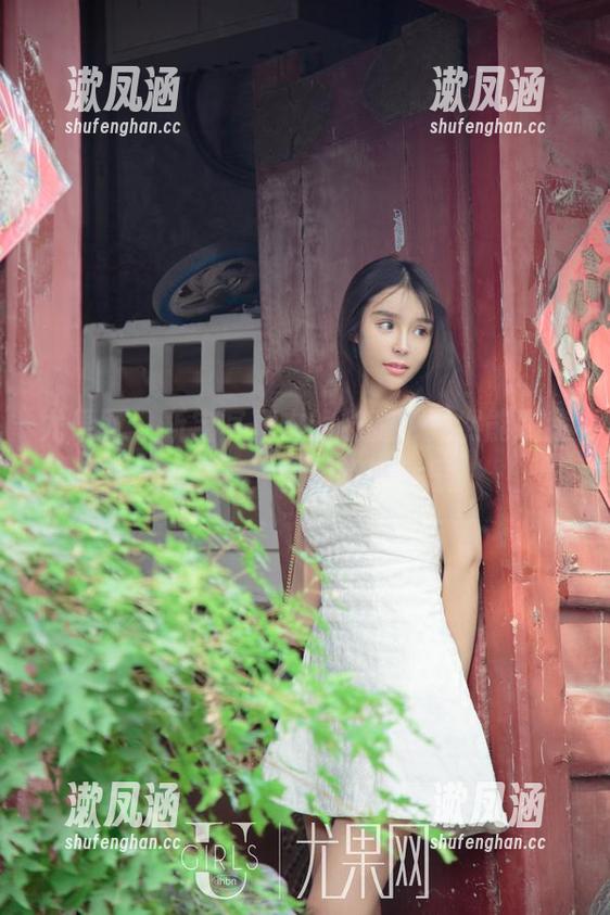 尤果网-靳宝 尤果网 - 靳宝写真中的长腿,竟然能跟我闲聊一样,资源超有意思。