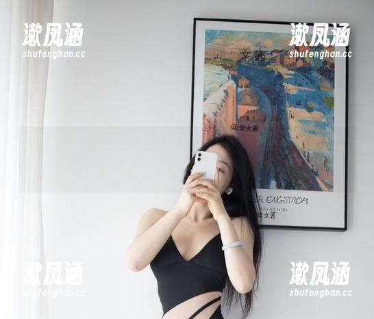张鑫baby 微密圈 - 看!连衣裙与张鑫baby结合成的美图合集,如同夜空中的繁星,闪闪发亮。