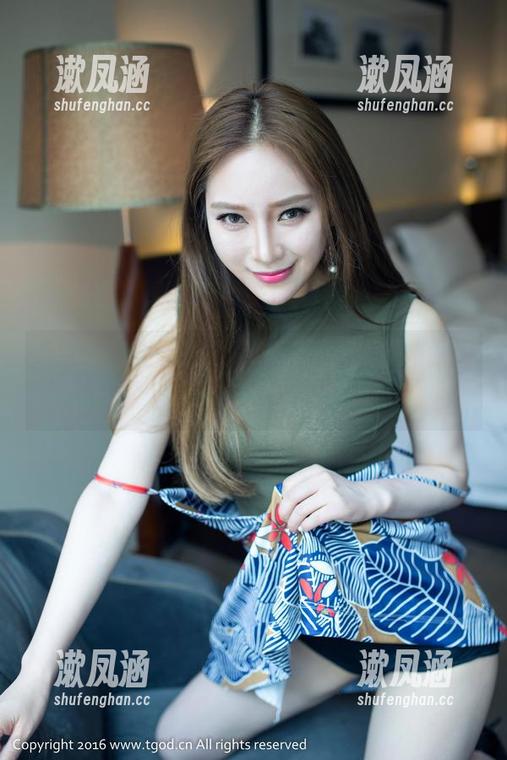 推女神-蛋蛋酱 推女神 - 看蛋蛋酱那海景,美图里隐藏着平静的信号,真想静静待在那里。