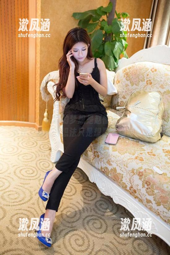 推女郎-赵惟依 推女郎 - 儿时的梦想是赵惟依的白色套图变身,成人的想法只是想要个免费版本!
