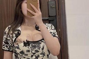 微密圈 – 挑最值得看的套图，当然得是是可馨耶的‘有料’甜妹，谁能拒绝呢？