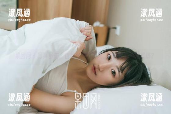 果团网-莫雅琪 果团网 - 写真虽美,但莫雅琪的夏天,谁能抗拒那种炙热?