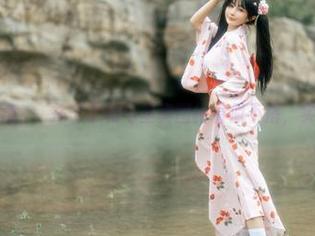壁纸里的新意，桜井宁宁和马里奥围裙看似不搭，实际上很对味