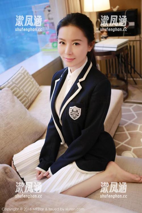 模范学院 - 梦梵的私房女仆，光靠姿势就能把你征服？