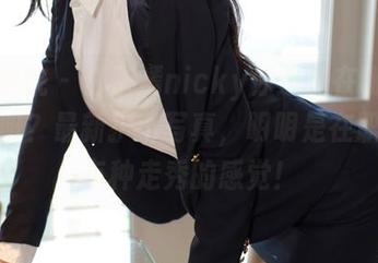 模范学院 – 白子嫣nicky你这是在哪家医院上班？最新护士写真，明明是在职场却有种走秀的感觉！