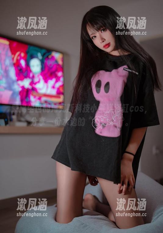 海克斯科技小蛋糕 脱离尘世的海克斯科技小蛋糕浴缸cos,分享一份水边的“小确幸”。
