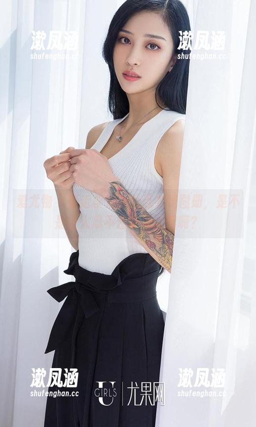 爱尤物-李允儿 爱尤物 - 最近李允儿的连衣裙图册,是不是让人忍不住多看几眼啊?