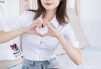 物恋传媒 – 蕾丝与elise：当博主走上资源之路，搞得我都想搬上衣架了！