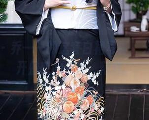 秀人网 – 乔一一的这套白裙写真，无意间揭开魅惑的一角，精选。