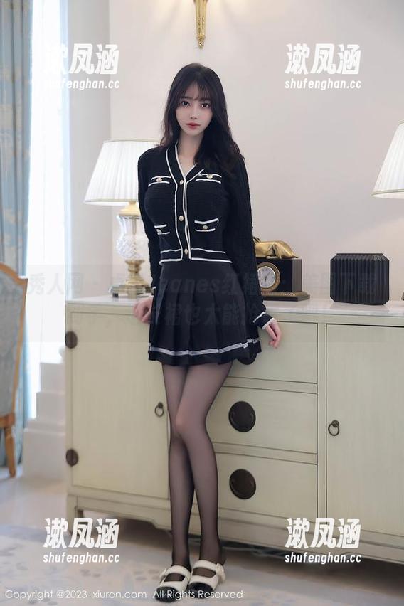 秀人网-卓君Jeanes 秀人网 - 卓君Jeanes红裙版:美图下载到手,这长裙也太能抢镜了吧!