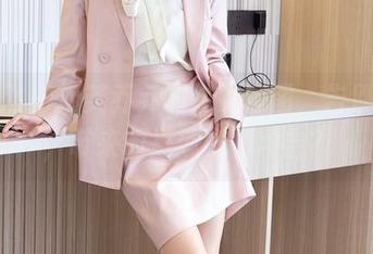 秀人网 – 奶芙乔乔的修女套图，告别圣光，带来的是怎样的冲击？