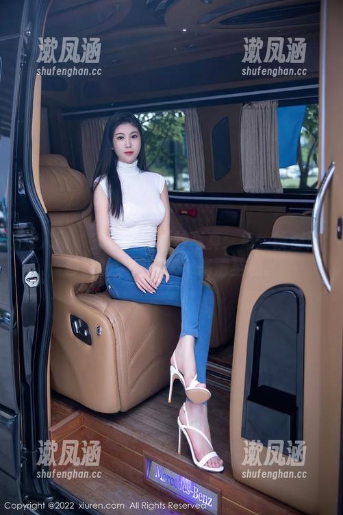 秀人网 - 安然儿的婚纱写真：每一帧都是静谧的娓娓道来，高清至极。