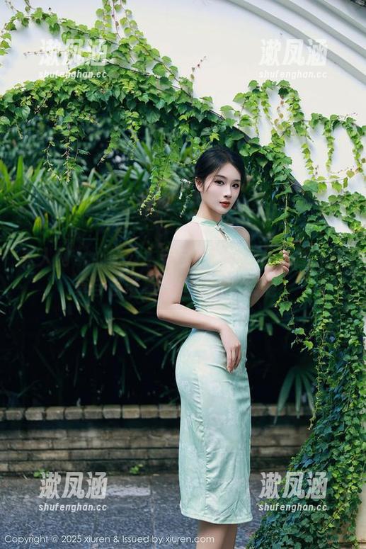 秀人网-心妍公主 秀人网 - 心妍公主亲自上阵的女仆美图,分享自己带着一丝尴尬的震撼。