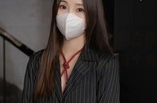 秀人网 – 理解晗大大Via的黑白作品，感觉像是在接触平行宇宙的某个角落。